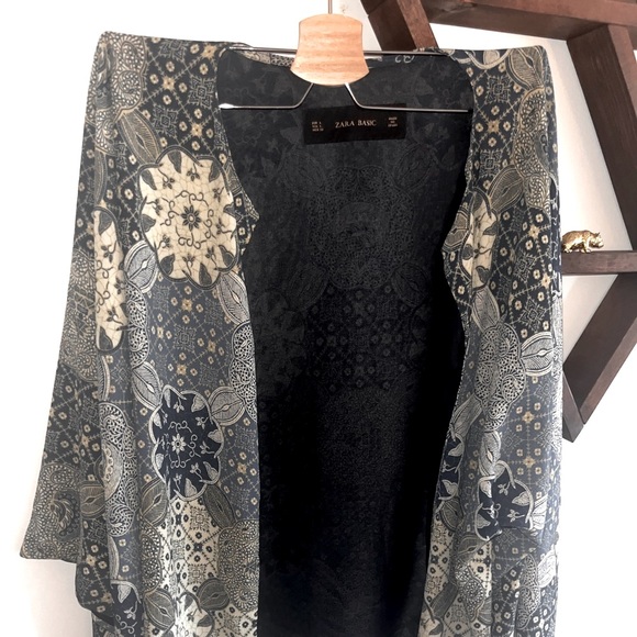 Zara Navy Chinoiserie Pattern Kimono Cardigan - Picture 2 of 4